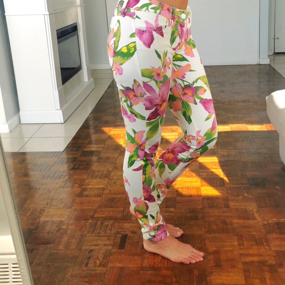 GUESS FLOWER JEANS